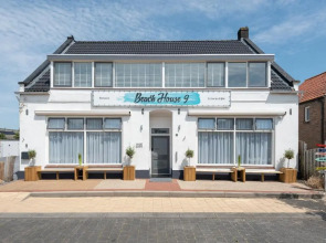 Beach House 9