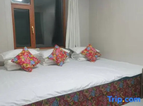 Tingxuexuan Homestay