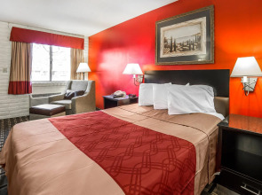 Econo Lodge Downtown