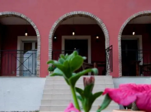 Evelina's Country House