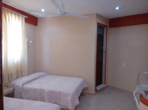 Hotel y Bungalows Olivares