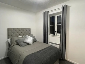 Cosy Cardiff Apartment Near City Centre