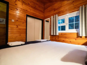 Cozy Log Cabin 346 - Rural Mid Wales