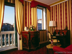 Sina Palazzo Sant'Angelo