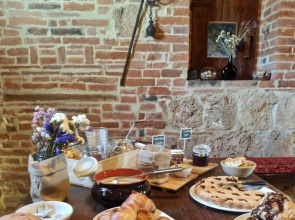 Podere Della Bruciata a Beautiful Farmhouse Dating Back to the 18th Century -podere Della Bruciata