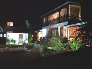 Studettes à Nosy Be