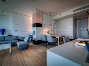 Royal Beach Tel Aviv Hotel