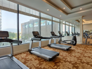 Melia Vinpearl Danang Riverfront