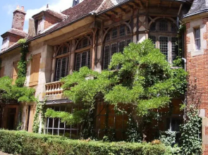 Chateau De La Pierre