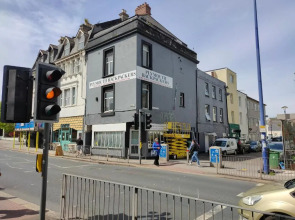 Plymouth Backpackers Hotel