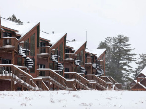 Copperwood #13 - 3 Br Condo