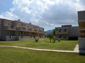 Sunshine Hotel and Apartments