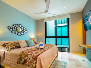 NEW LUX 2BR Balcony Dream Location Pool Shops