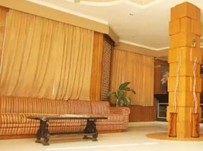 Hotel Kashmir Residency
