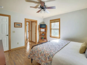 Coosawattee River Resort Home Mins From Blue Ridge