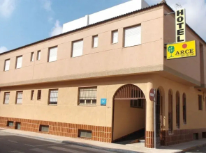 Hotel Arce