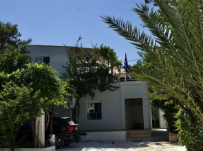 Astrinos Apt Simple, Cosy, Comfortable, Near the Beach