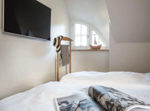 Reetdachhaus in Bodstedt mit Sauna am Bodden