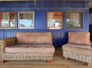 Krinklewood Cottage and Train Carriages