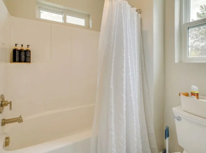 Spacious Donnelly Family Home w/ Private Hot Tub!