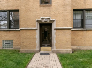 1BR Unit - Belmont J3