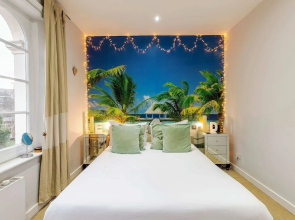 Charming Two Bed Maisonette in Notting Hill
