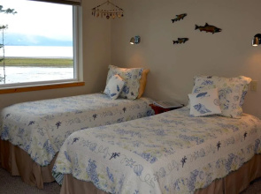 Bay Ave Bed and Breakfast Inn