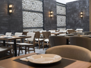 Yuksel Istanbul Yenikapi