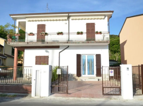 La Perla Del Magra Holidays House
