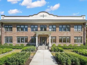NEW The Adaline 4 Updated Hyde Park Apt