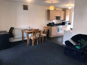 Serene Centra Smethwick Apartment Retreat
