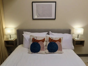 Taguig Grand Suite - Cozy Modern Apartment