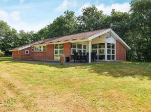 8 Person Holiday Home in Oksbol
