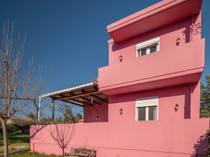 Koralia Vacation House