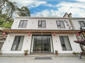 Jiuhuashan Huacheng Temple Binhua Homestay (Rohushen Hall Branch)