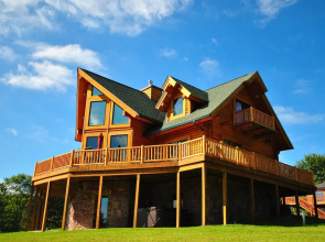 Log Mahal 5 Bedroom House