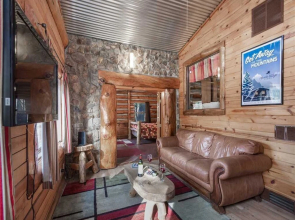 Three Bears, 7 Bedrooms, Deck, Fireplace, Midtown, Grill, Sleeps 22