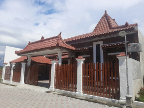 Capital O 93719 Homestay Omah Bidadari