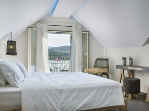 Argostoli Marina Suites