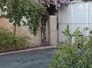 Beverly Cliff Inn