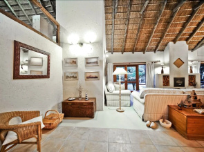 50 on Shepherd Boutique Guest House