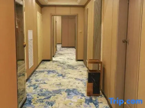 Shanhe Hotel (Provincial Central Hospital Zhonghai Plaza)