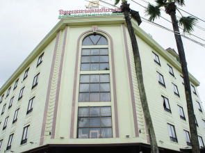 Phonethip Plaza Hotel