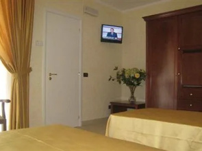 Pino Hotel
