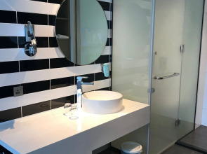 ibis Styles Dubai Airport Hotel