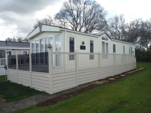 4 Berth Luxury Mini Lodge