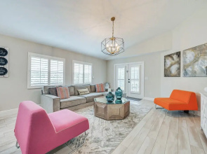 Central Naples Home w/ Private Pool, Spa & Lanai!