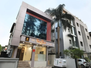 Vishnupriya Regency by OYO Rooms