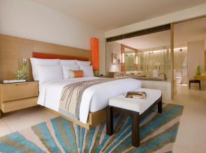 Renaissance Phuket Resort & Spa