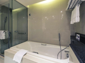 Mercure Gold Hotel Jumeirah Dubai by Accor